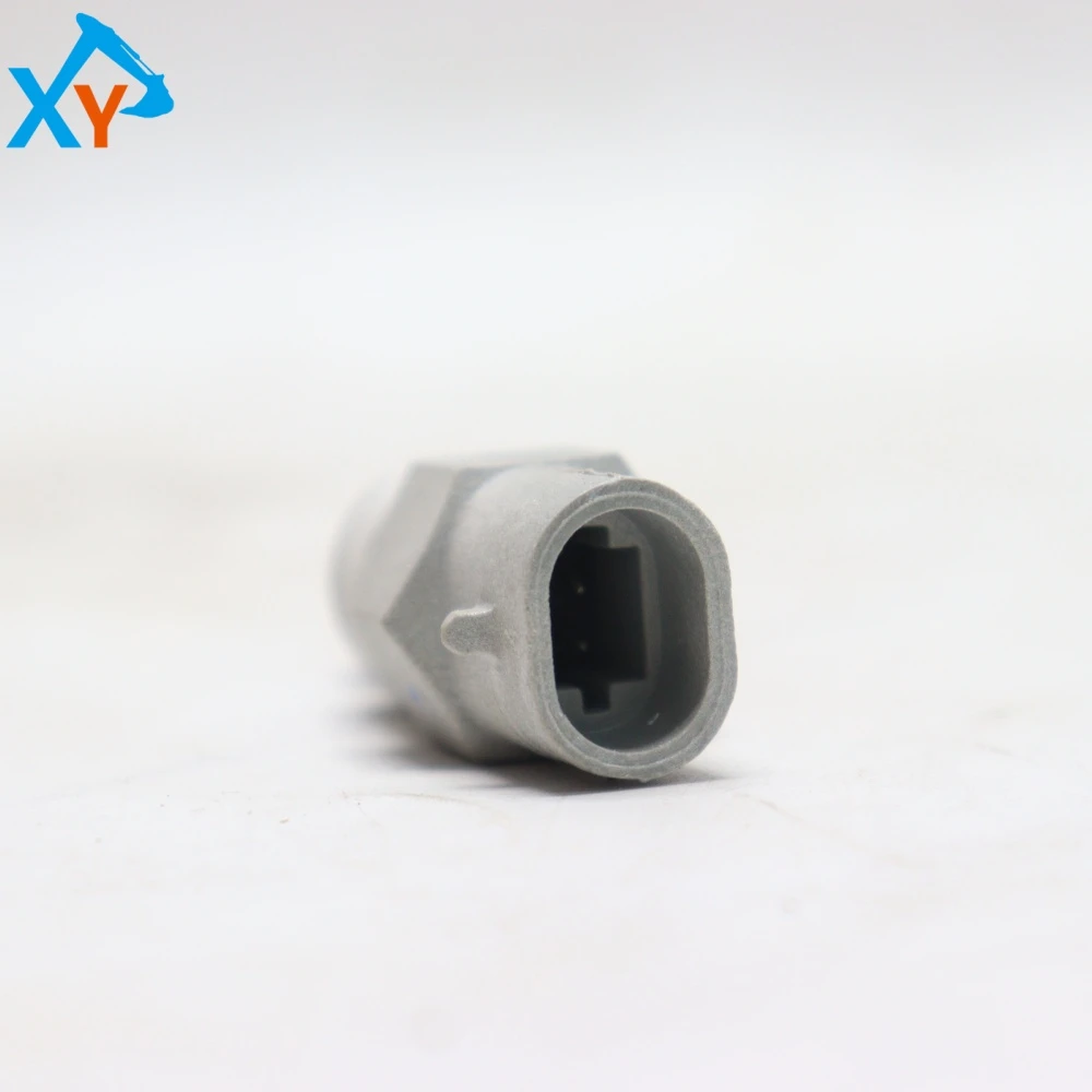 8121468300 Original Excavator Temperature Sensor for 4HK1 ISUZU Engine