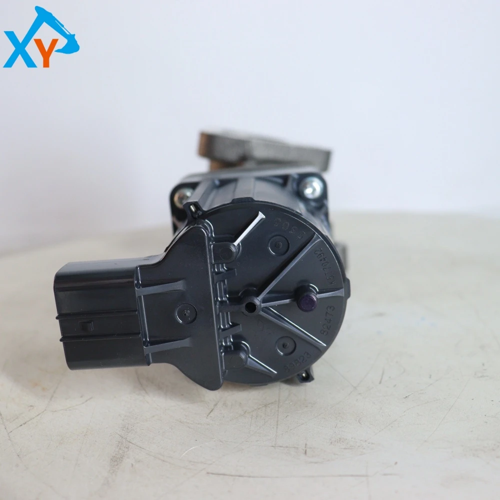 8982382473 Original Isuzu Engine 4HK1 Waste Circulation Valve for Excavator  ﻿