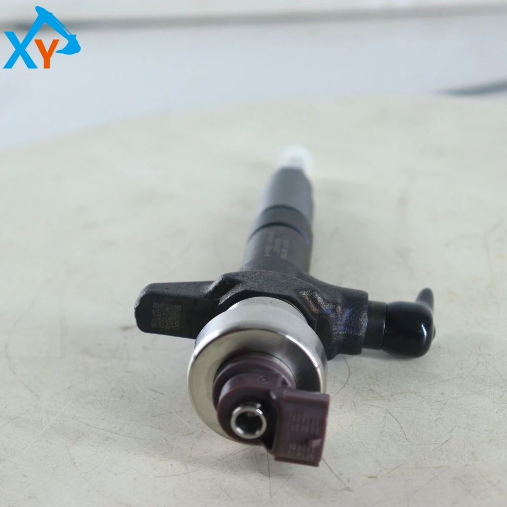 8980116045 Original Isuzu 4JJ1 Engine Fuel Injector for Excavator