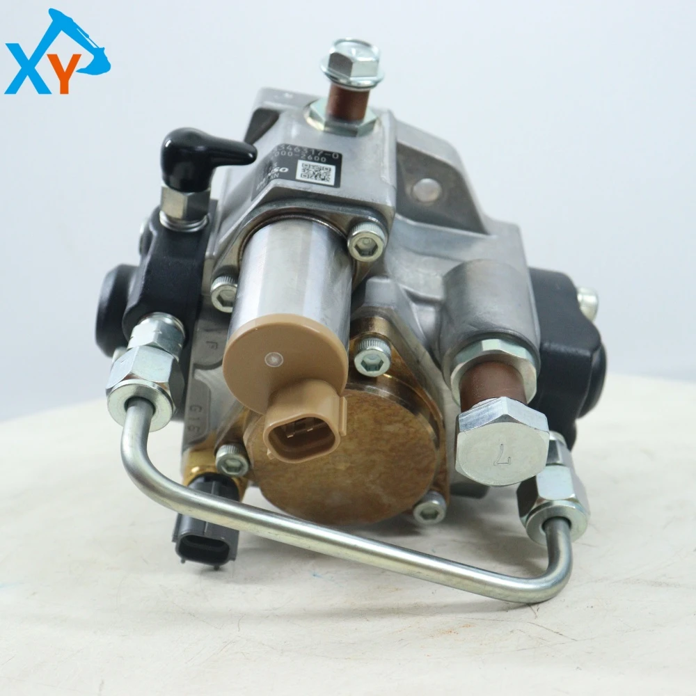 8983463170 Original Excavator Isuzu 4HK1 Engine Spare Parts High-pressure Oil Pump