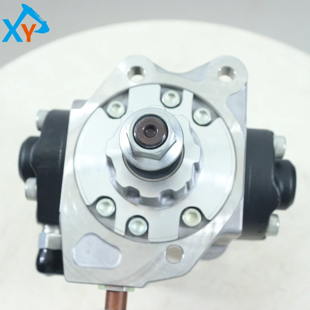 8983463170 Original Excavator Isuzu 4HK1 Engine Spare Parts High-pressure Oil Pump
